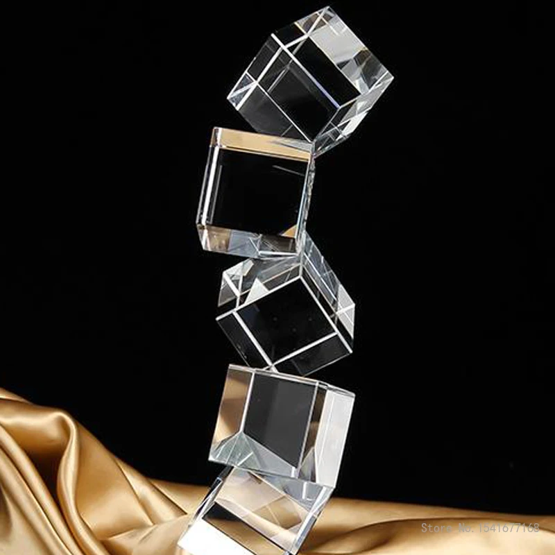 Customized Transparent Crystal - đánh giá và giá Esports Gaming Trophy